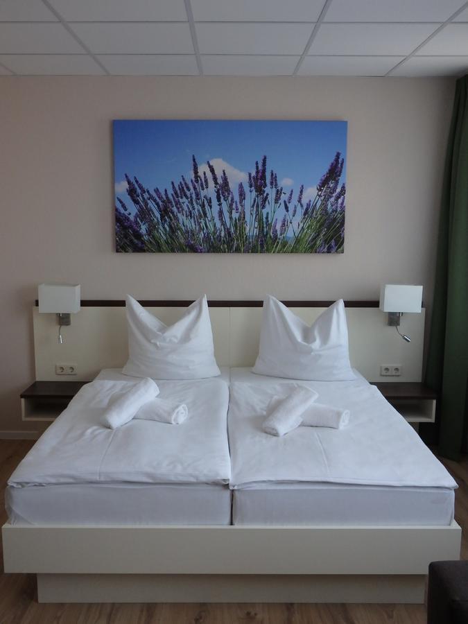 Garni Hotel Lavendelhof Nauen Εξωτερικό φωτογραφία